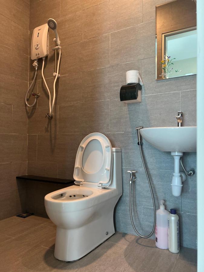 Town/sea View/10 Min To Jonker/4-6pax Apartment *